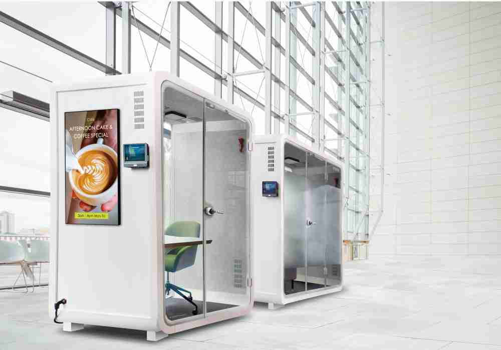 MG电玩子公司达擎之智慧行动办公舱，，，，采用PDLC智能调光玻璃设计，，透过通电与断电的电流切换，，，呈现透明与雾面效果，，，，具节能降耗特性并兼顾隐私，，确保信息安全